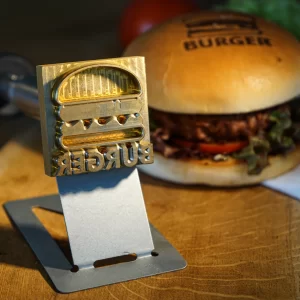 Märkesmärke med egen logotyp för rätter