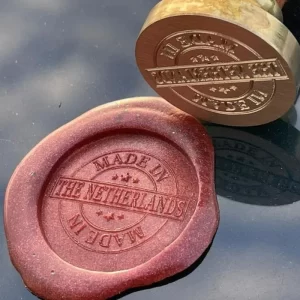 Vaxstämpel med egen logotyp för företag